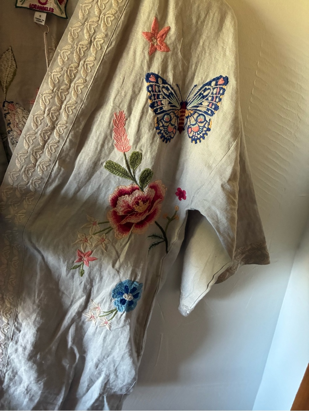 NWT JOHNNY WAS Linen Embroidered Floral & Butterfly Kimono Small Boho Beachy - Picture 3 of 6